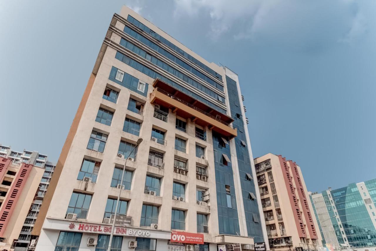 Hotel Pearl'S Bkc Inn- Near Trade Centre, Visa Consulate Mumbai Exteriör bild