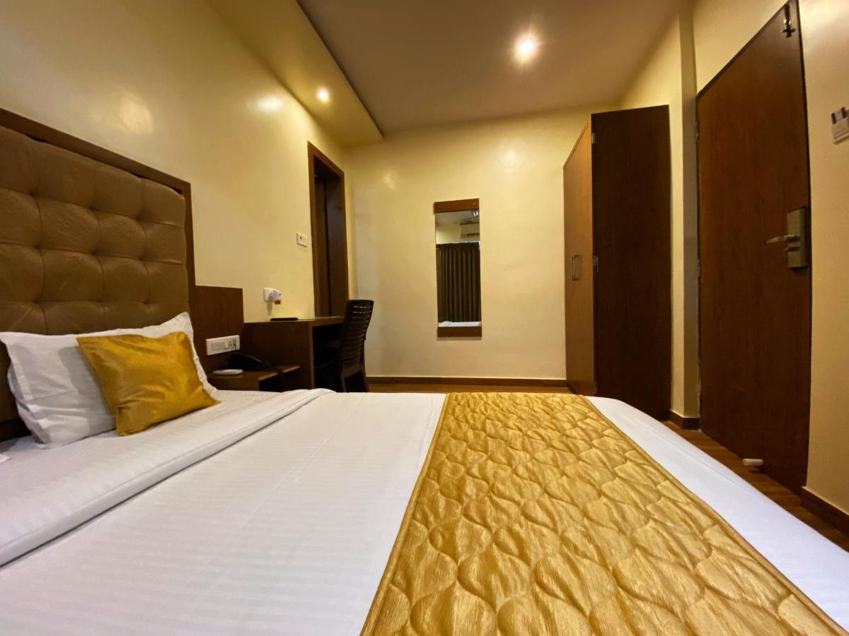 Hotel Pearl'S Bkc Inn- Near Trade Centre, Visa Consulate Mumbai Exteriör bild