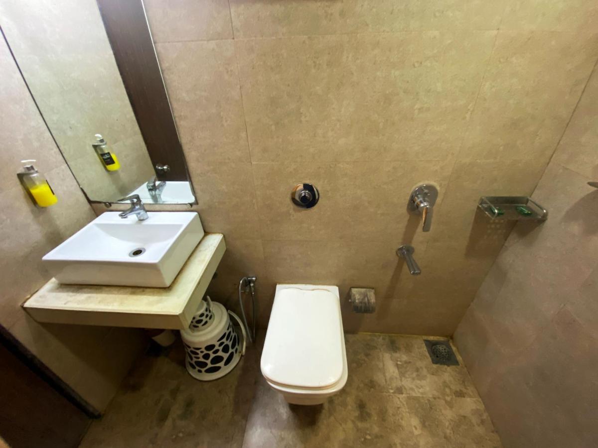 Hotel Pearl'S Bkc Inn- Near Trade Centre, Visa Consulate Mumbai Exteriör bild